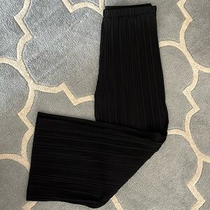Pleated UniQlo pants